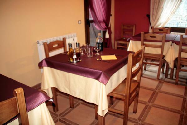 Hostal Rural Casa Parda Трамакастилья-де-Тена Экстерьер фото