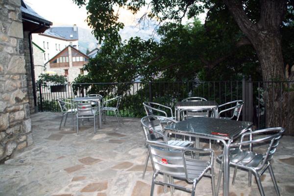 Hostal Rural Casa Parda Трамакастилья-де-Тена Экстерьер фото